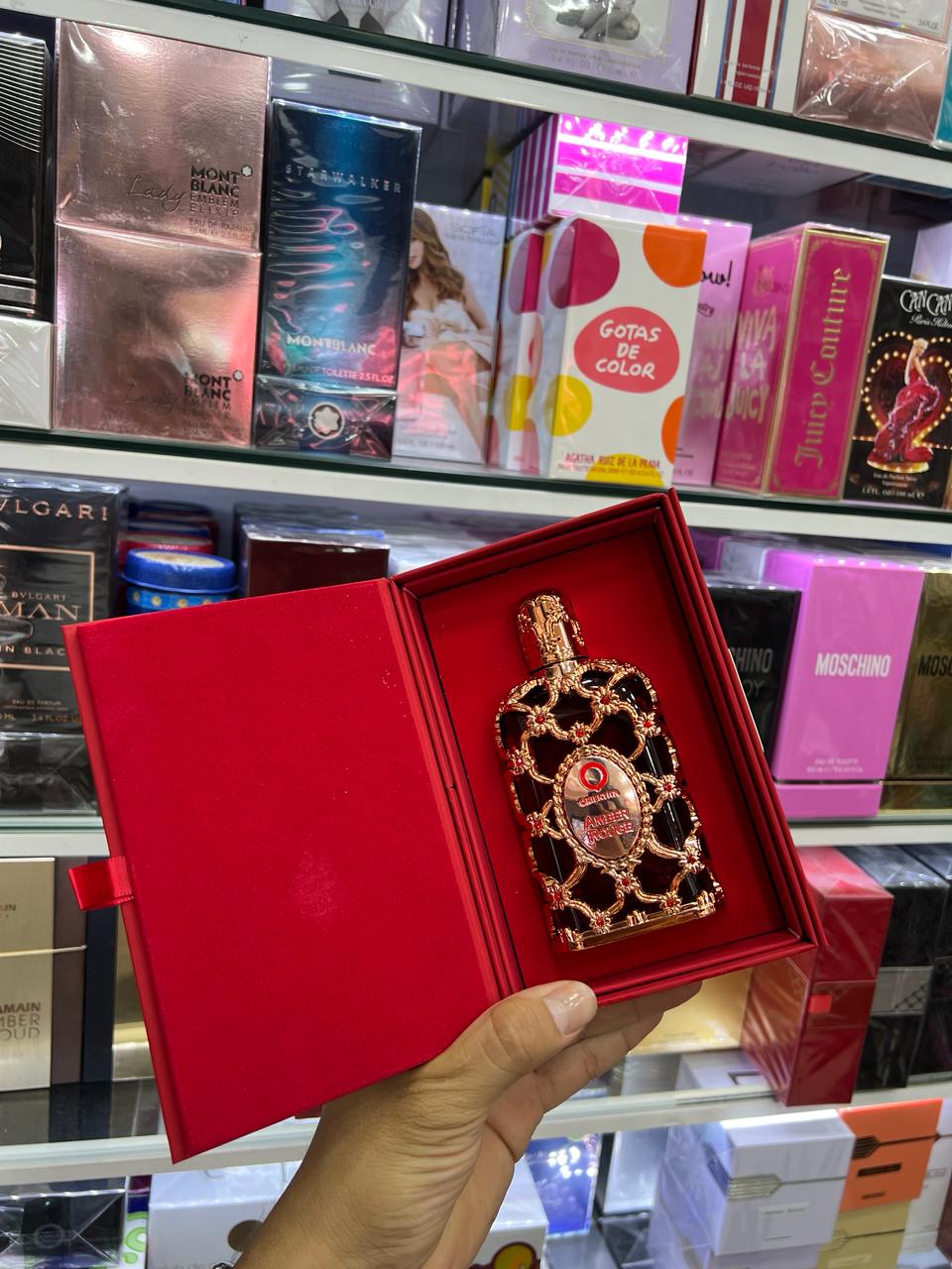 Orientica amber rouge