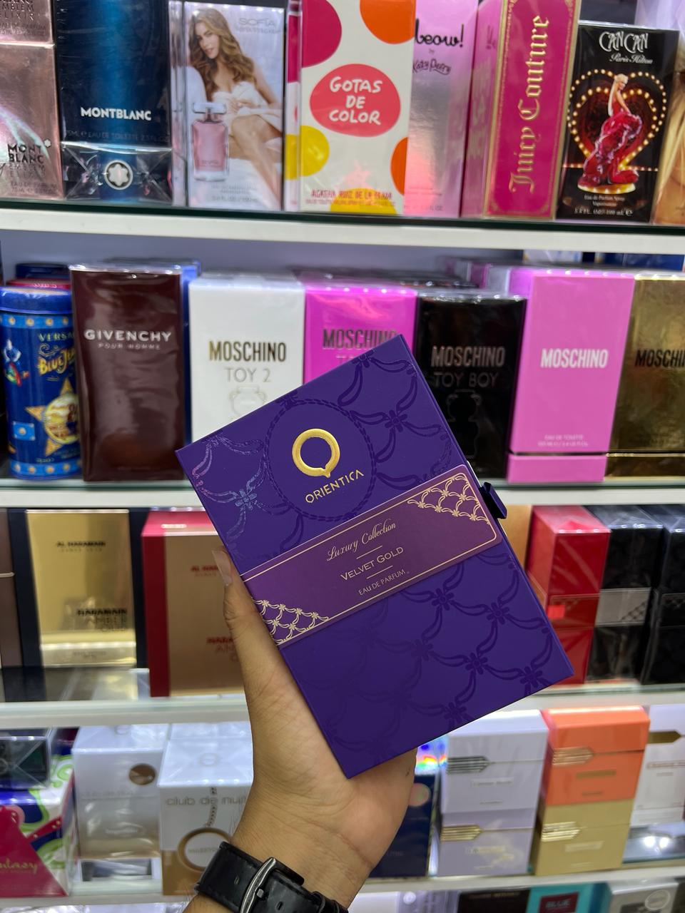 Orientica Velvet Gold